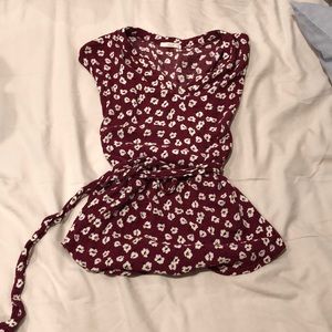 Stitch fix maternity tie waist top.